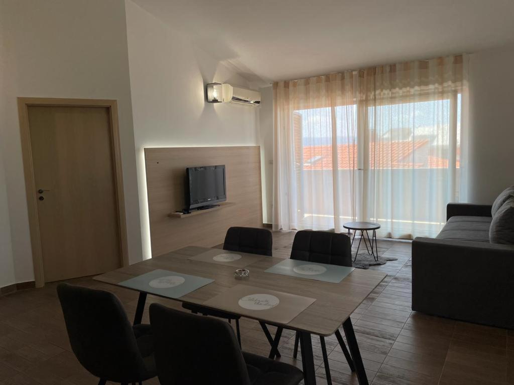 Apartments Vukovic Podstrana Quarto foto